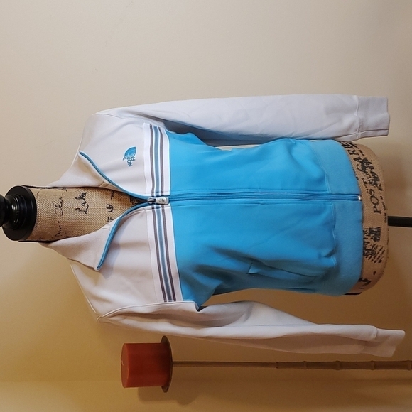 The North Face aqua & gray jacket size Medium - Picture 1 of 11